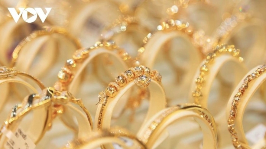 Domestic gold rings hit new record at VND94.1 million per tael